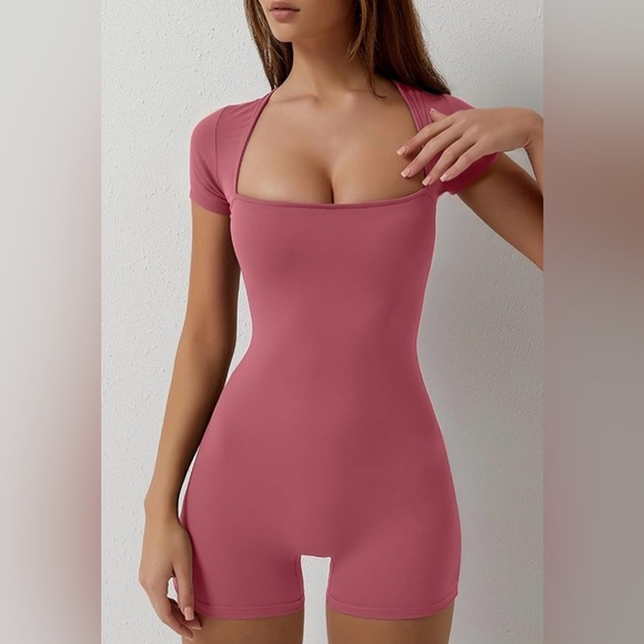 QINSE Pink Form-Fitting Romper with Square Neckline - Picture 2 of 7